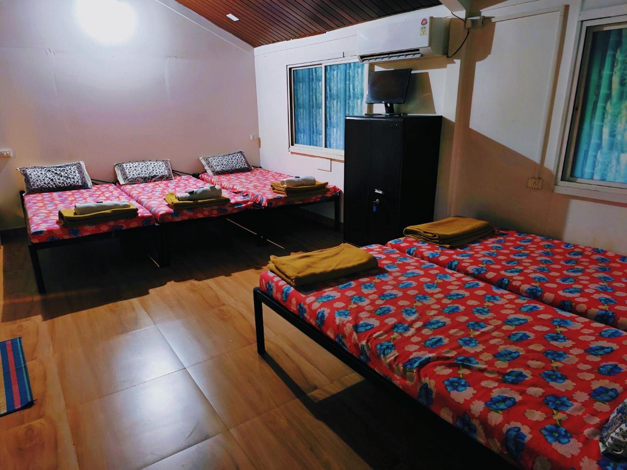 Forrest Homestay Villa Bhor Exterior foto